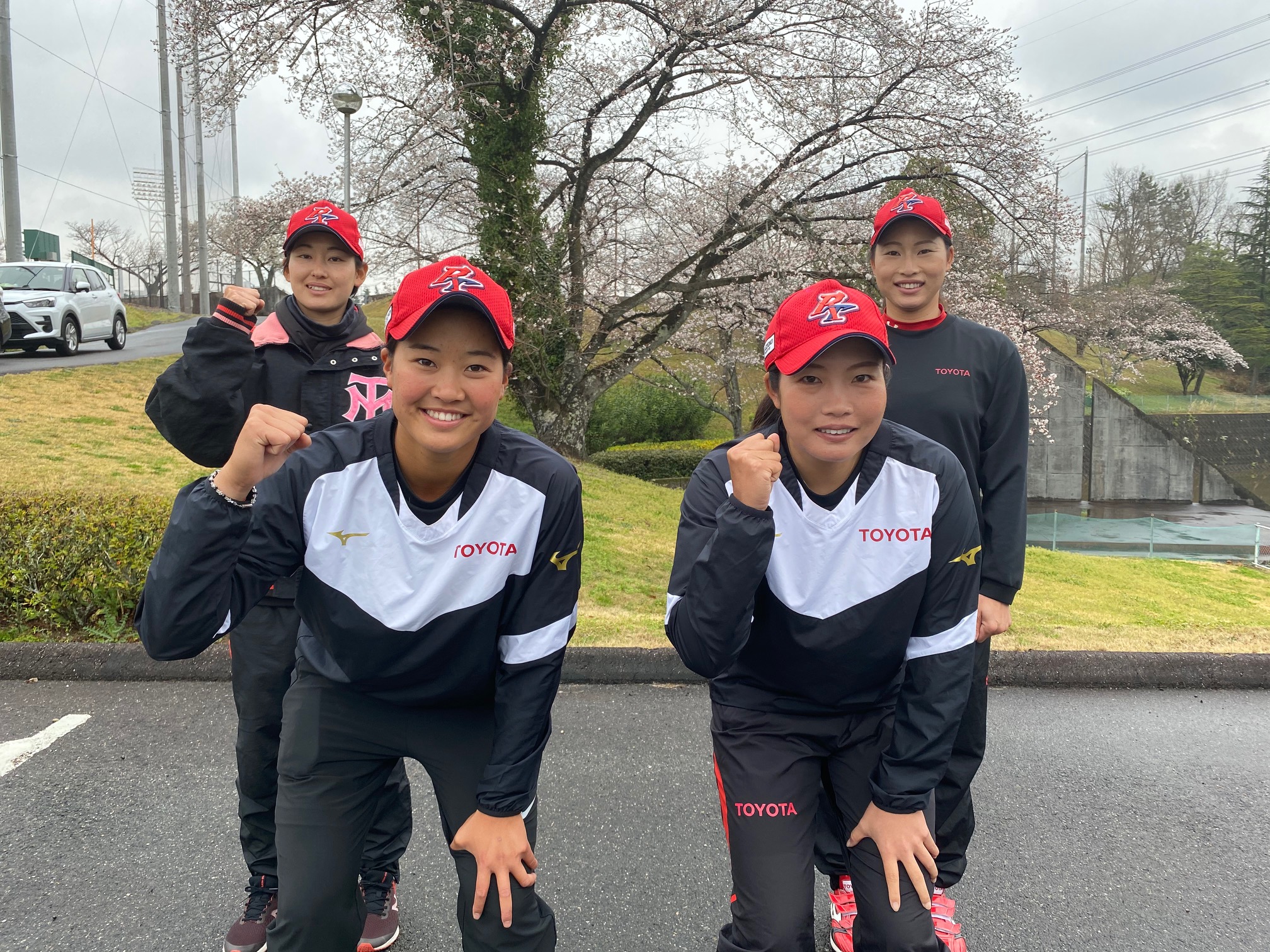 5 トヨタ自動車 女子ソフトボール部 ひまわりネットワーク株式会社 5 トヨタ自動車 女子ソフトボール部 ひまわりネットワーク株式会社